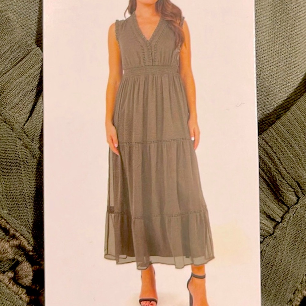 Christins B Elegant Olive Green Maxi Dress